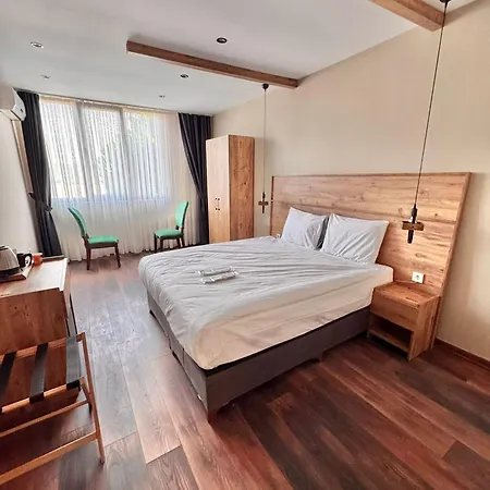 Egemen Kiymetli Madenler Ve Dis Ticaret Limited Sirketi Campingplatz