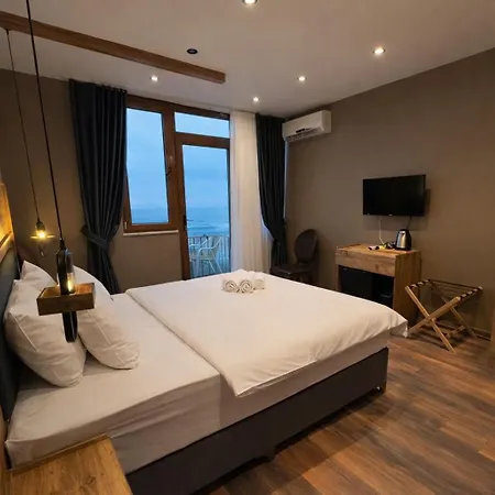 Goga Кемпинг *