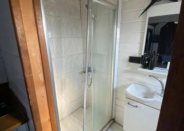 Goga Кемпинг *